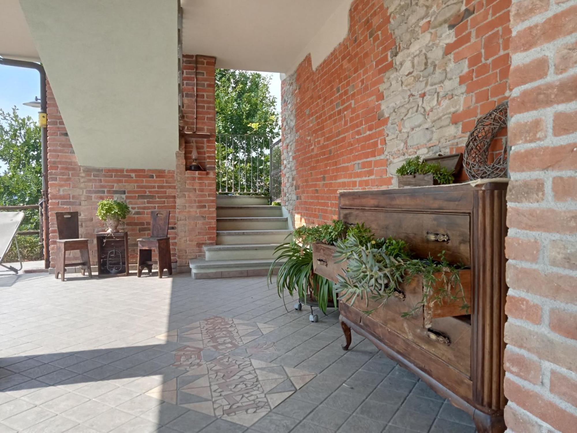 Agriturismo Bric Di Gai Monforte dʼAlba Εξωτερικό φωτογραφία
