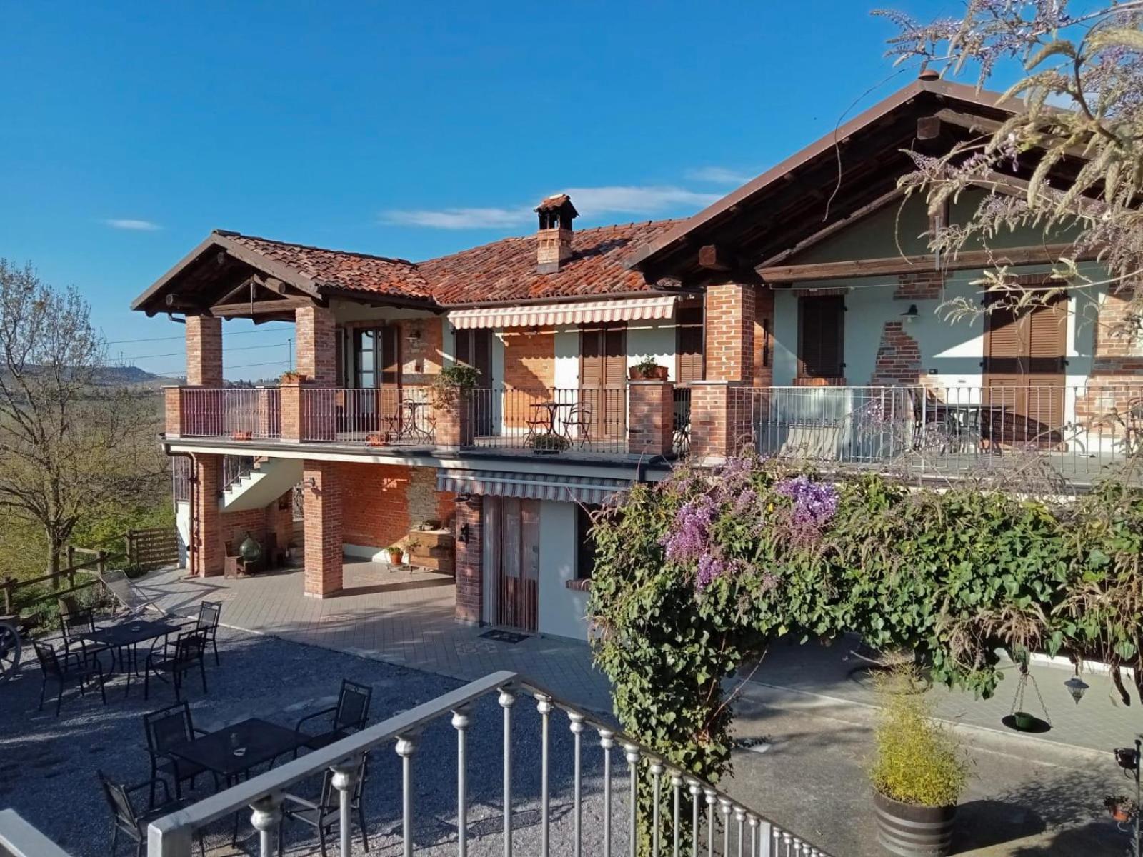Agriturismo Bric Di Gai Monforte dʼAlba Εξωτερικό φωτογραφία