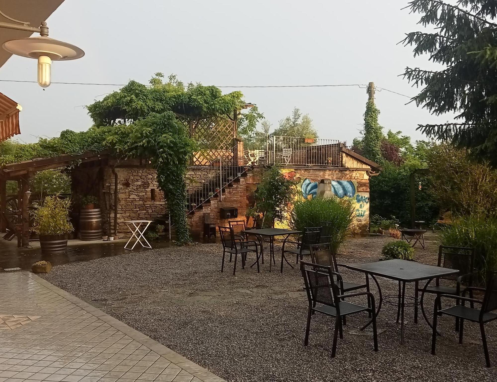 Agriturismo Bric Di Gai Monforte dʼAlba Εξωτερικό φωτογραφία