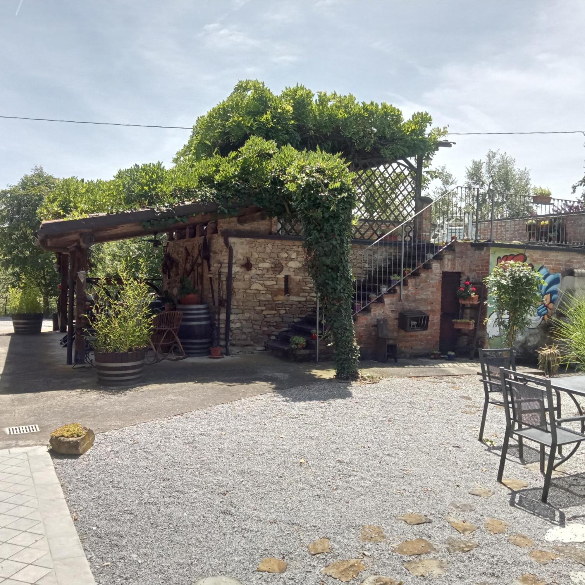 Agriturismo Bric Di Gai Monforte dʼAlba Εξωτερικό φωτογραφία