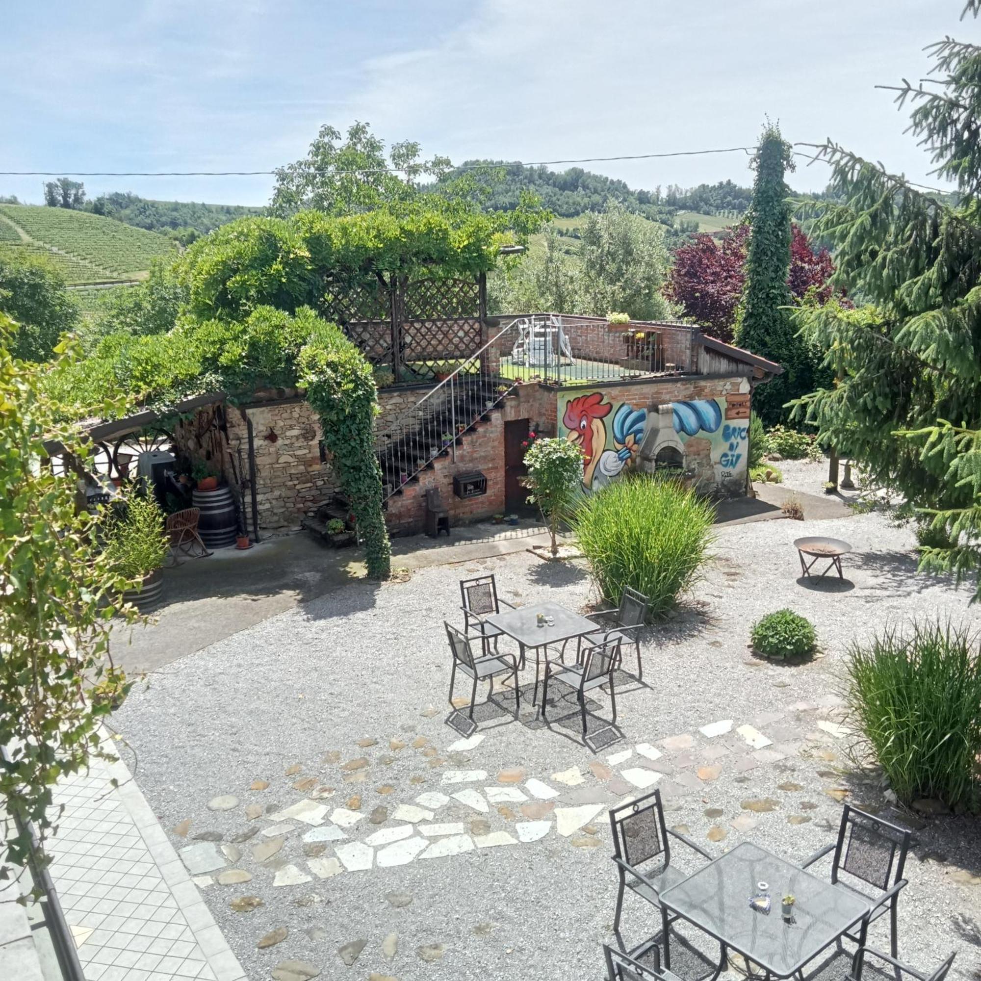 Agriturismo Bric Di Gai Monforte dʼAlba Εξωτερικό φωτογραφία
