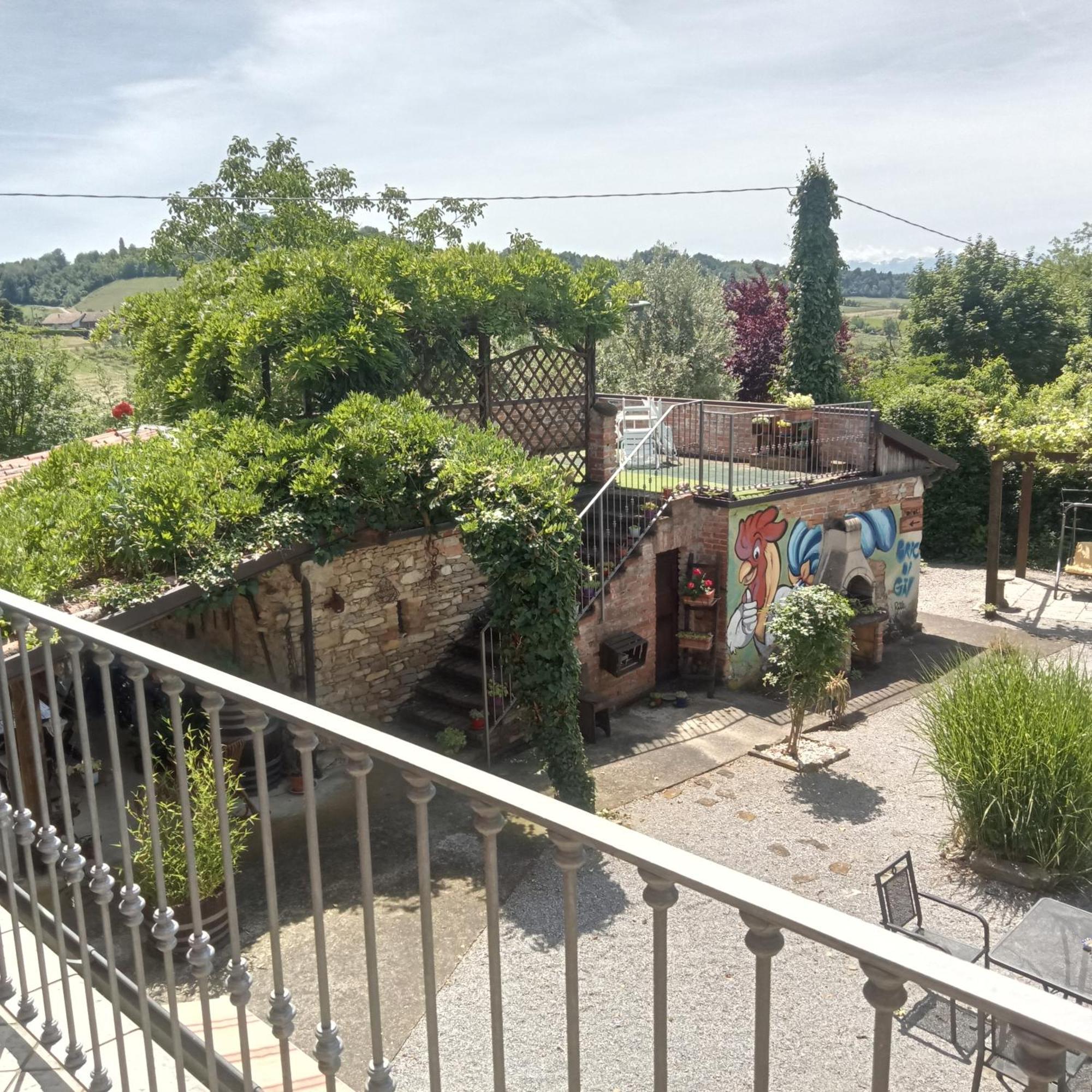 Agriturismo Bric Di Gai Monforte dʼAlba Εξωτερικό φωτογραφία